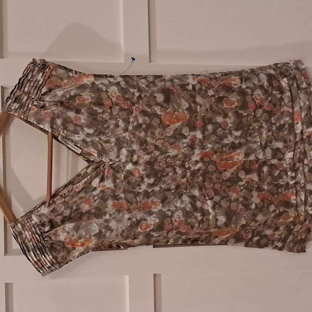 Banana Republic V-Neck Silk Tank